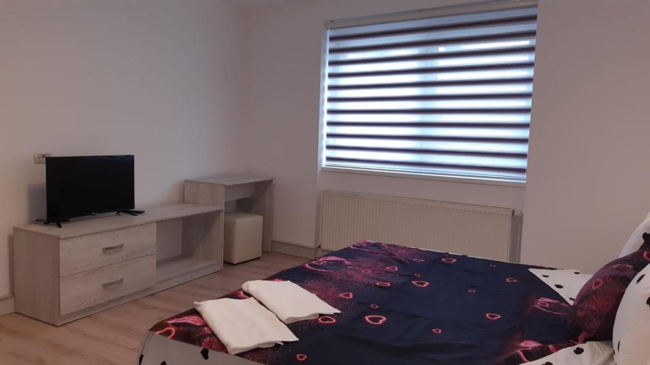 Calypso Rooms Făgăraş Extérieur photo