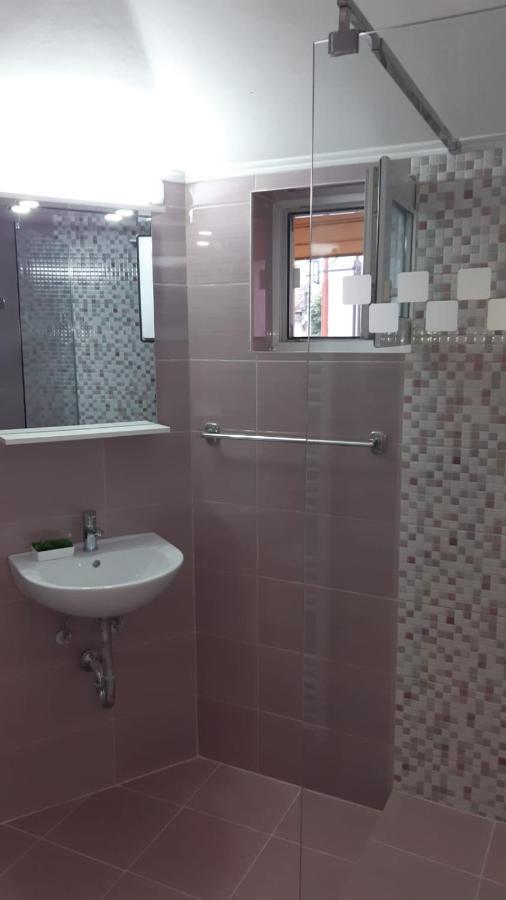 Calypso Rooms Făgăraş Extérieur photo
