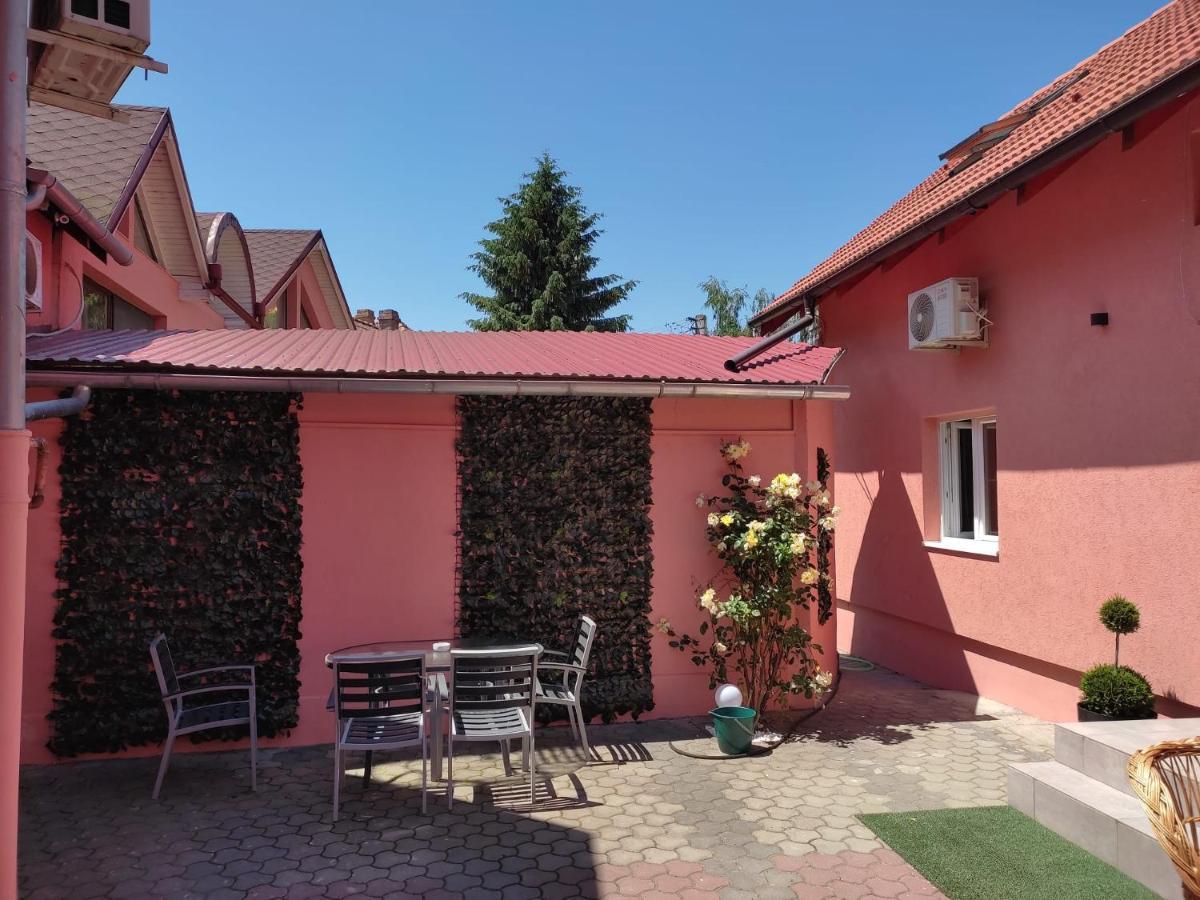 Calypso Rooms Făgăraş Extérieur photo